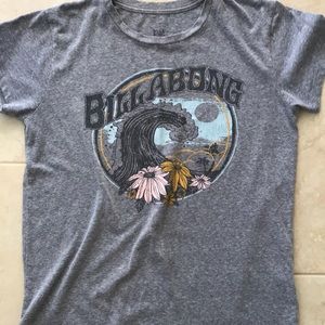 🛍FLASH SALE💫 Billabong TShirt